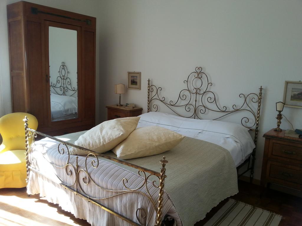 Basisa Bed&Breakfast San Lazzaro di Savena Szoba fotó